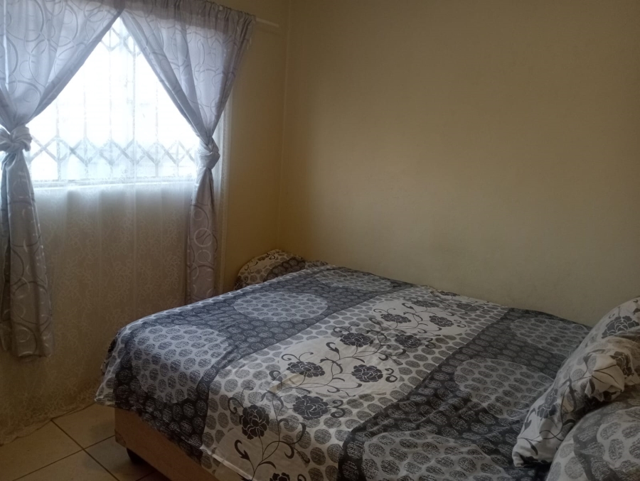 2 Bedroom Property for Sale in Freedom Park North West